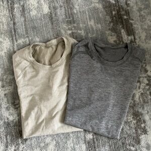 Set of Two Beige and Gray T-Shirts